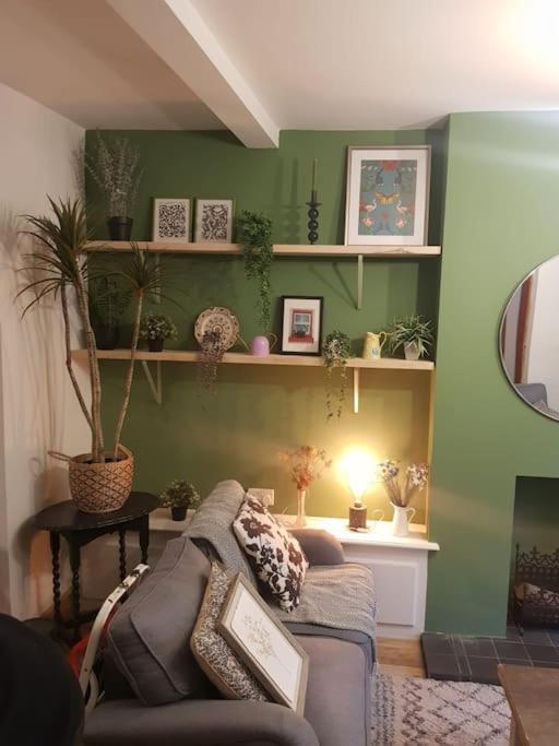 Just The Splott! Sleeps 6, 8 Mins To Stadium. Cardiff Exterior photo